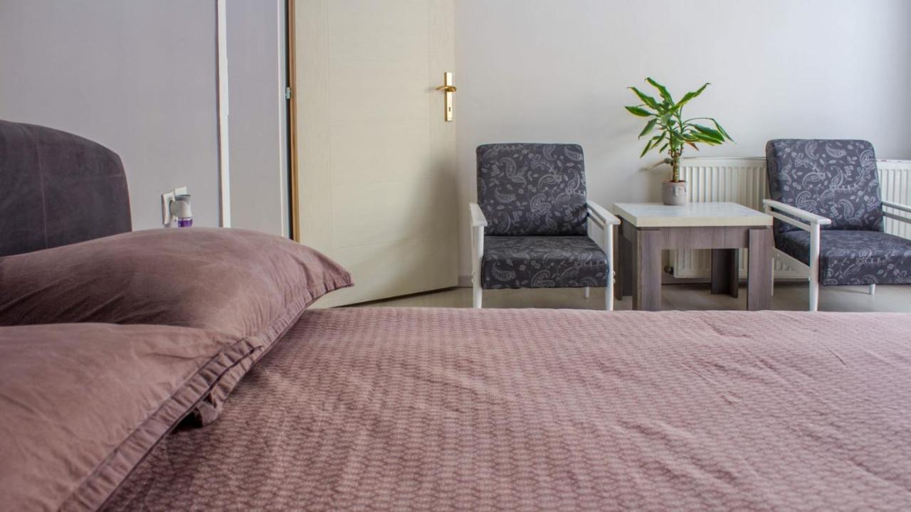 Bb Downtown Apartment Баина-Башта Экстерьер фото