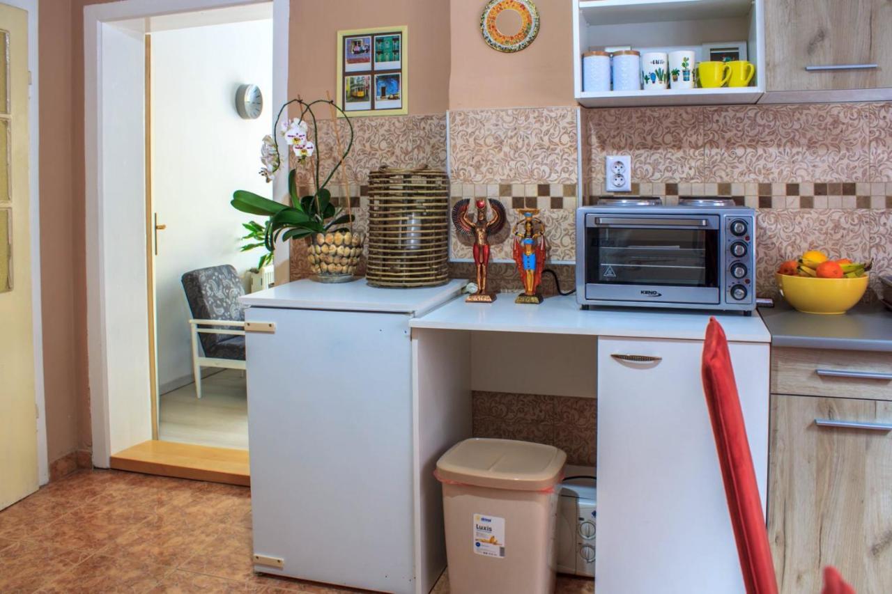 Bb Downtown Apartment Баина-Башта Экстерьер фото