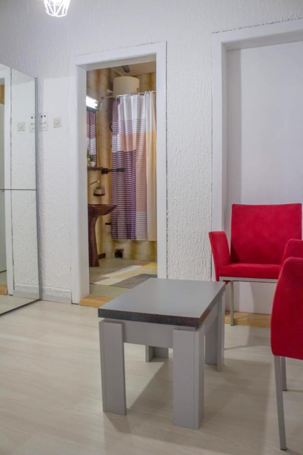 Bb Downtown Apartment Баина-Башта Экстерьер фото