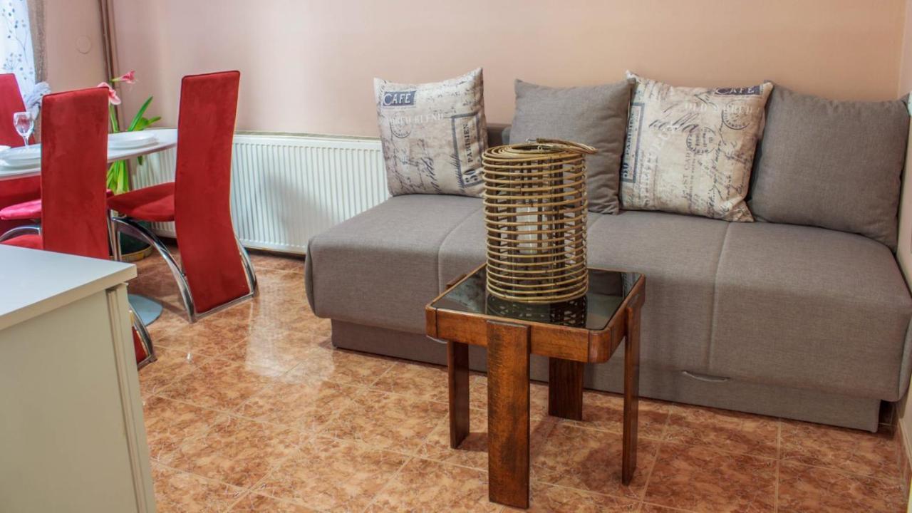 Bb Downtown Apartment Баина-Башта Экстерьер фото